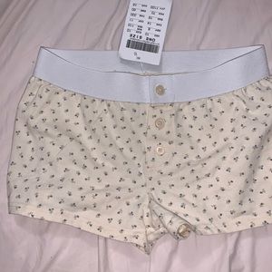 Brandy Melville Floral Boyshort
